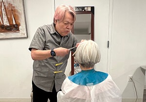 シニアのヘアカット